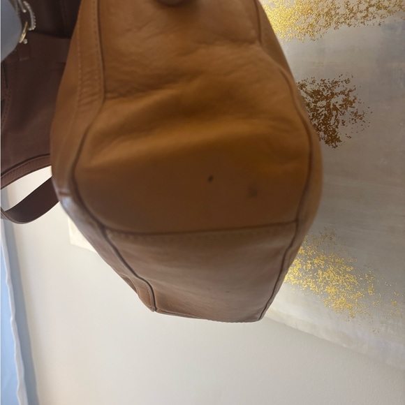 Tory Burch Tan Shoulder Bag - Picture 4 of 4